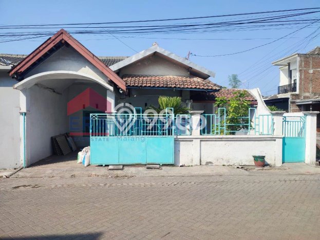 SPECIAL PRICE! Rumah Asri lokasi Kejayan, Luas 148m2m² LB 48m2m² SPECIAL PRICE! Rumah Asri lokasi Kejayan, Luas 148m2m² LB 48m2m²