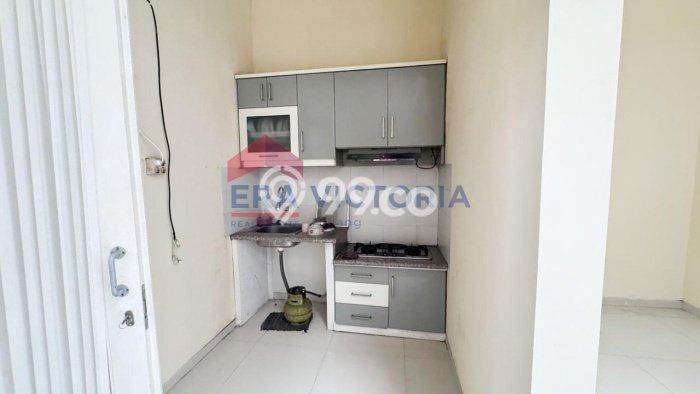 SPECIAL PRICE! Rumah area Lowokwaru, 2 KM, Dekat Pusat Kota, Luas 215m2m² Bangunan 170m2m² SPECIAL PRICE! Rumah area Lowokwaru, 2 KM, Dekat Pusat Kota, Luas 215m2m² Bangunan 170m2m²