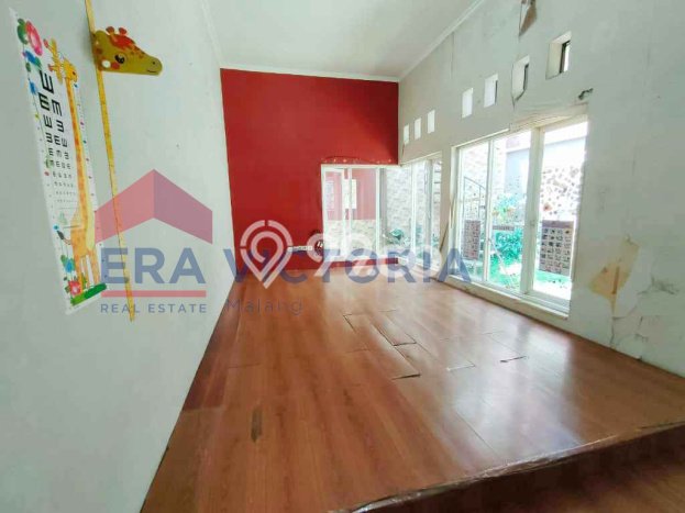 KESEMPATAN EMAS! Rumah Premium di Lowokwaru, Malang, LT 222m2m² LB 110m2m² KESEMPATAN EMAS! Rumah Premium di Lowokwaru, Malang, LT 222m2m² LB 110m2m²