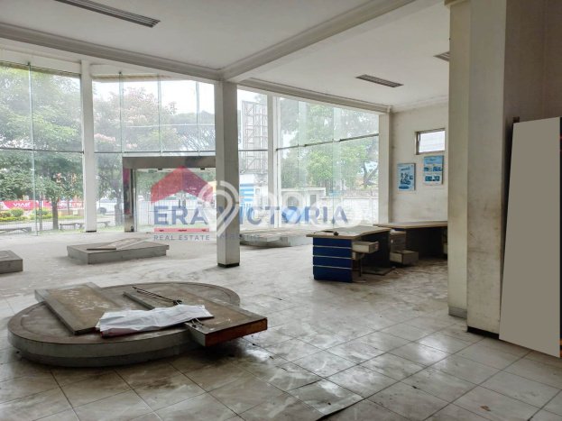Unit Gudang Paling Strategis di Blimbing Malang dengan LB 2072m2 Unit Gudang Paling Strategis di Blimbing Malang dengan LB 2072m2