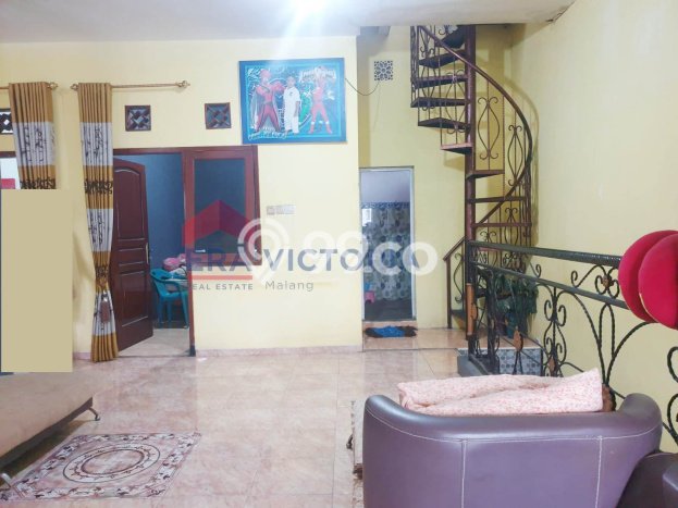Rumah Strategis Modern Lb 250m2 di Singosari, Malang Rumah Strategis Modern Lb 250m2 di Singosari, Malang