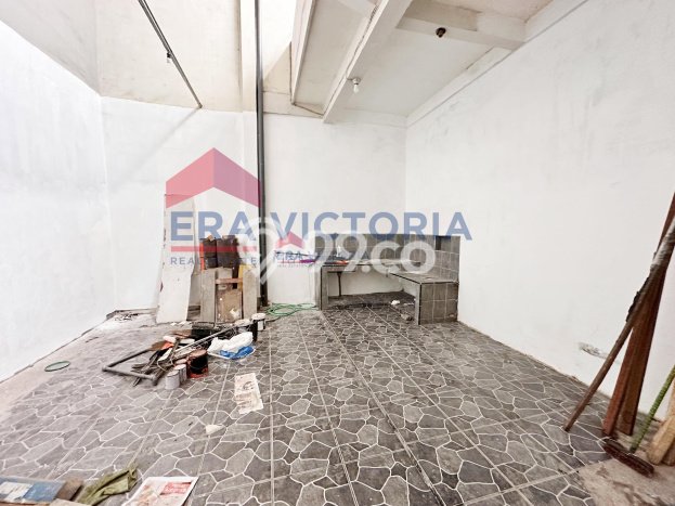 Disewakan Ruko Strategis Kawasan Lowokwaru, Luas 250m2m², Pusat Bisnis Disewakan Ruko Strategis Kawasan Lowokwaru, Luas 250m2m², Pusat Bisnis