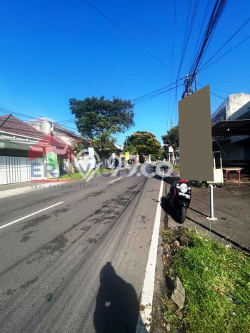 Disewakan! Rumah 3 Kamar Tidur &
3 Kamar Mandi di Tidar, Malang Disewakan! Rumah 3 Kamar Tidur &
3 Kamar Mandi di Tidar, Malang