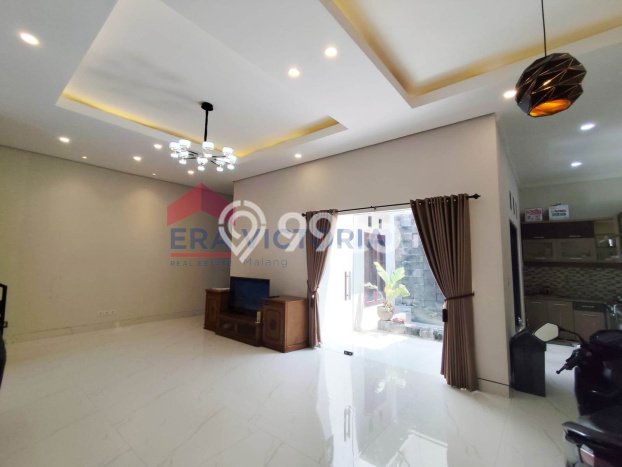 NEW LISTING! Rumah Strategis area , LT 127m2m² Bangunan 250m2m² NEW LISTING! Rumah Strategis area , LT 127m2m² Bangunan 250m2m²