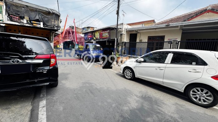 DIJUAL CEPAT! Rumah Premium area Lowokwaru, Malang, LT 257m2m² LB 220m2m² BISA KPR! DIJUAL CEPAT! Rumah Premium area Lowokwaru, Malang, LT 257m2m² LB 220m2m² BISA KPR!