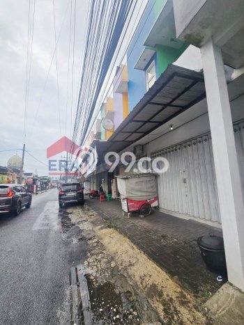 Ruko untuk Disewa di Pusat Malang Luas Bangunan 40m2 Ruko untuk Disewa di Pusat Malang Luas Bangunan 40m2