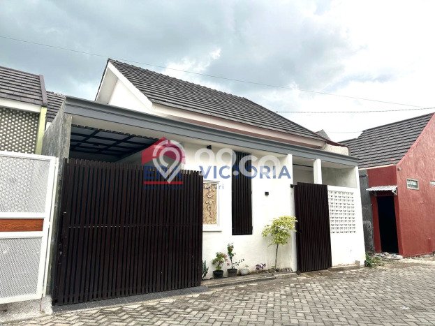 Rumah Strategis Banyakan, Kediri, LT 85m2m² Bangunan 85m2m² Rumah Strategis Banyakan, Kediri, LT 85m2m² Bangunan 85m2m²
