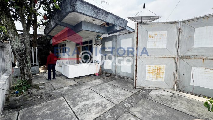 DIJUAL CEPAT! Rumah Premium area Lowokwaru, Malang, LT 257m2m² LB 220m2m² BISA KPR! DIJUAL CEPAT! Rumah Premium area Lowokwaru, Malang, LT 257m2m² LB 220m2m² BISA KPR!