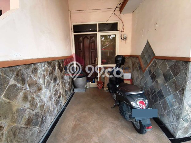 Jual Rumah Strategis Bagus Punya 4 KT di Blimbing Malang SHM Jual Rumah Strategis Bagus Punya 4 KT di Blimbing Malang SHM