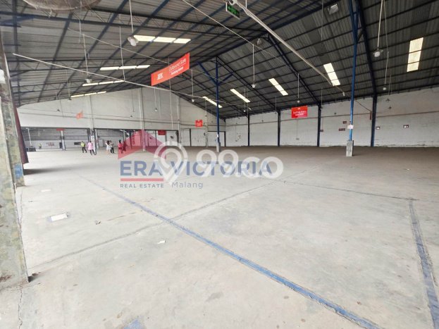 Gudang Kawasan Strategis di Pakis, Luas 720m2m², Sentra Niaga Gudang Kawasan Strategis di Pakis, Luas 720m2m², Sentra Niaga