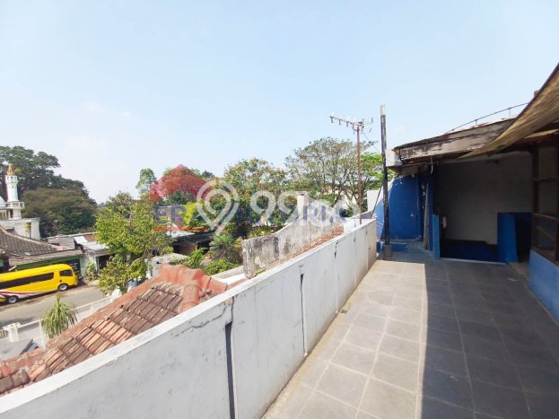 Rumah di Klojen, Dekat Pusat Kota, 1 KM, LT 265m2m² Bangunan 300m2m² Rumah di Klojen, Dekat Pusat Kota, 1 KM, LT 265m2m² Bangunan 300m2m²