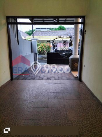 Lokasi strategis! Rumah siap pakai dikontrakkan di Sukun LB 111m2 Lokasi strategis! Rumah siap pakai dikontrakkan di Sukun LB 111m2