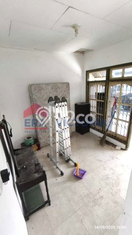 Rumah LT 240m2m² / LB 192m2m² Area Strategis di Gampengrejo, Kediri Rumah LT 240m2m² / LB 192m2m² Area Strategis di Gampengrejo, Kediri