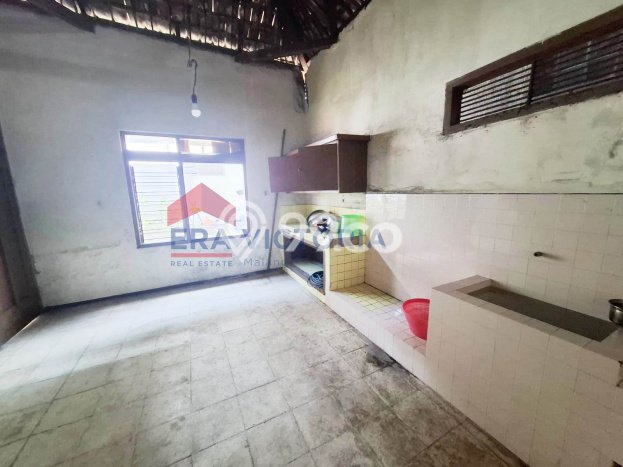 HOT DEAL! Dijual Rumah Berkualitas area Batu, Batu, Luas Tanah 152m2m² Luas Bangunan 150m2m² HOT DEAL! Dijual Rumah Berkualitas area Batu, Batu, Luas Tanah 152m2m² Luas Bangunan 150m2m²