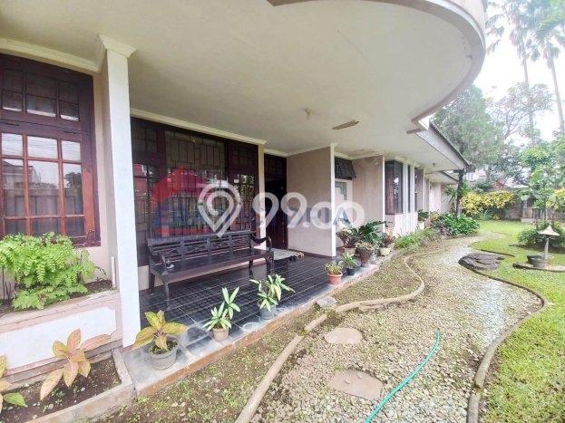 Bisa KPR! Rumah , Malang, LT 975m2m² LB 600m2m² Bisa KPR! Rumah , Malang, LT 975m2m² LB 600m2m²