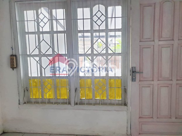 PENAWARAN TERBATAS! Rumah Premium di , Luas 102m2m² Bangunan 80m2m² PENAWARAN TERBATAS! Rumah Premium di , Luas 102m2m² Bangunan 80m2m²