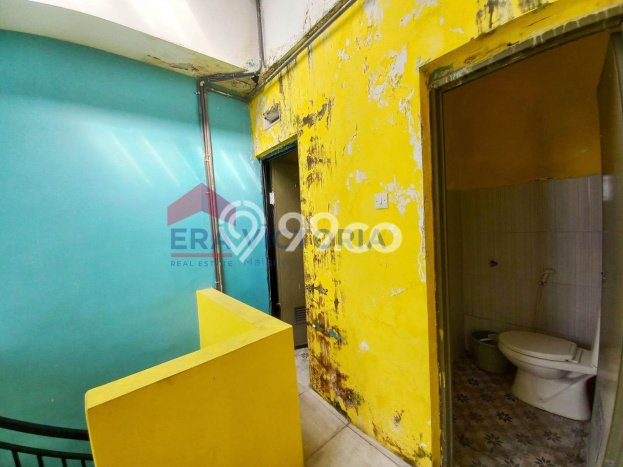 For Sale Rumah 15 Kamar Lokasi Ideal Nyaman dan Strategis di Kedungkandang For Sale Rumah 15 Kamar Lokasi Ideal Nyaman dan Strategis di Kedungkandang