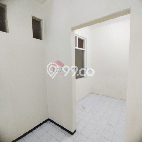 Disewakan! Rumah 5 Kamar Tidur &
2 Kamar Mandi di Araya, Malang Disewakan! Rumah 5 Kamar Tidur &
2 Kamar Mandi di Araya, Malang