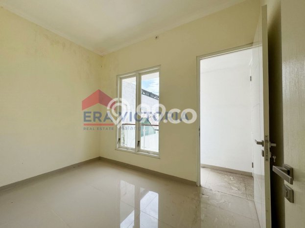 UNIT SPESIAL! Rumah area Blimbing, 2 KM, Dekat Pusat Kota, Luas 93m2m² Bangunan 89m2m² UNIT SPESIAL! Rumah area Blimbing, 2 KM, Dekat Pusat Kota, Luas 93m2m² Bangunan 89m2m²