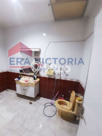 AREA KOMERSIAL! Ruko di , Luas 237m2m², Posisi Premium AREA KOMERSIAL! Ruko di , Luas 237m2m², Posisi Premium