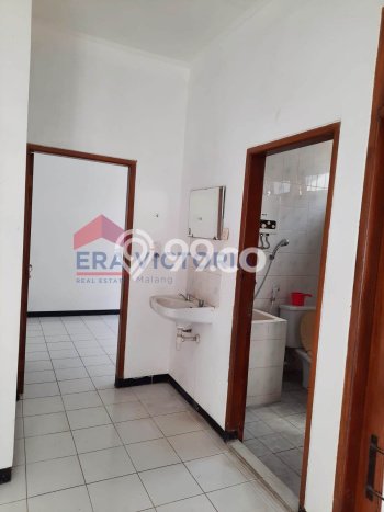 Rumah Luxury Modern Tanpa Renovasi di Tidar Malang Rumah Luxury Modern Tanpa Renovasi di Tidar Malang