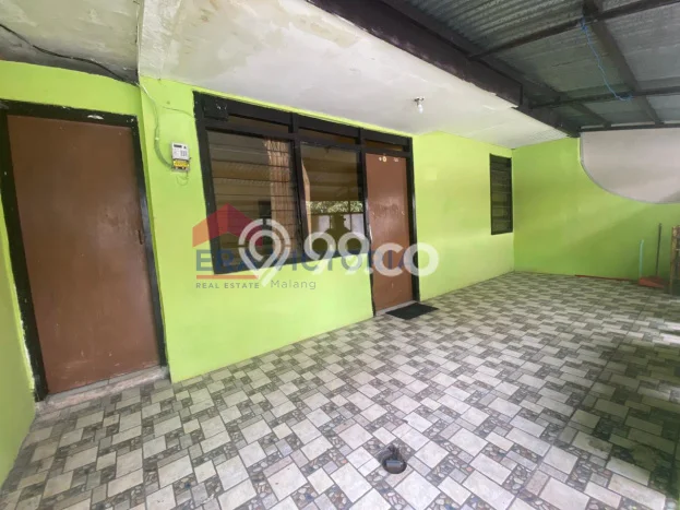 UNIT SPESIAL! Rumah area Lowokwaru, 2 KM, Dekat Pusat Kota, Luas 84m2m² LB 84m2m² UNIT SPESIAL! Rumah area Lowokwaru, 2 KM, Dekat Pusat Kota, Luas 84m2m² LB 84m2m²