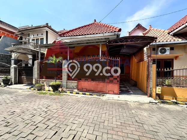 Rumah Strategis di Sukun, Akses ke Sukun, Malang, Malang - 3 KT Rumah Strategis di Sukun, Akses ke Sukun, Malang, Malang - 3 KT