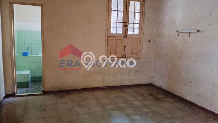 Rumah di Klojen, Malang, LT 537m2m² Bangunan 800m2m² Rumah di Klojen, Malang, LT 537m2m² Bangunan 800m2m²