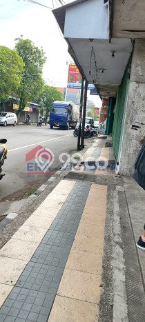 Ruko untuk Disewa di Pusat Kediri Luas Bangunan 200m2 Ruko untuk Disewa di Pusat Kediri Luas Bangunan 200m2