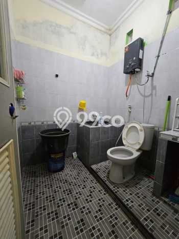 For Sale Rumah 4 Kamar Lokasi Ideal Bagus dan Strategis di Matraman For Sale Rumah 4 Kamar Lokasi Ideal Bagus dan Strategis di Matraman