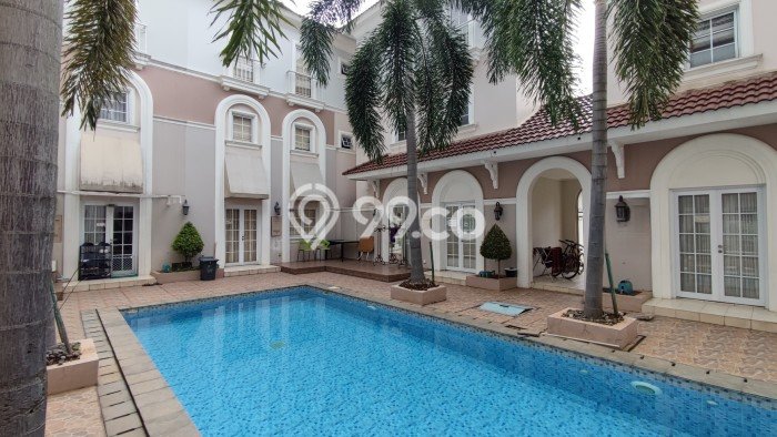 For Sale Rumah 4 Kamar Lokasi Ideal Bagus dan Strategis di BSD For Sale Rumah 4 Kamar Lokasi Ideal Bagus dan Strategis di BSD