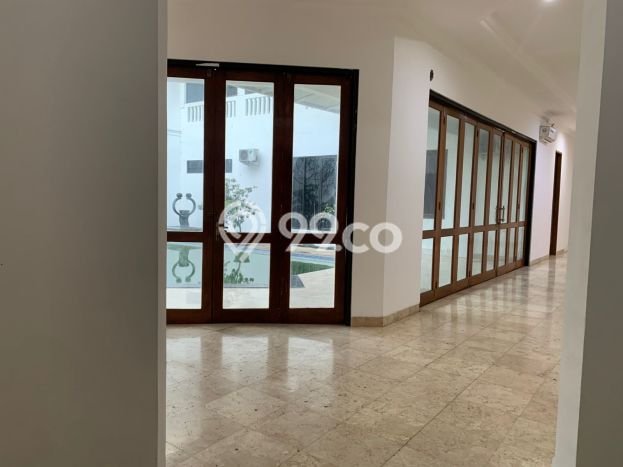 Rumah Modern Disewakan di Cilandak Jakarta Selatan Area Sangat Strategis Rumah Modern Disewakan di Cilandak Jakarta Selatan Area Sangat Strategis