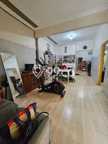 For Sale Rumah 4 Kamar Lokasi Ideal Bagus dan Strategis di Matraman For Sale Rumah 4 Kamar Lokasi Ideal Bagus dan Strategis di Matraman