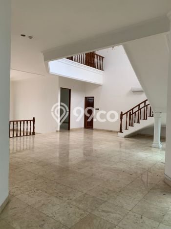 Rumah Modern Disewakan di Cilandak Jakarta Selatan Area Sangat Strategis Rumah Modern Disewakan di Cilandak Jakarta Selatan Area Sangat Strategis