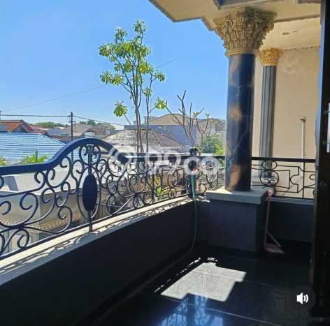 Dijual Rumah Mewah Megah Dengan View Cantik di Dharma Husada, Surabaya Dijual Rumah Mewah Megah Dengan View Cantik di Dharma Husada, Surabaya