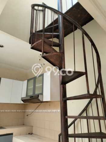 Disewakan Rumah Harga Terjangkau di Cirendeu Jakarta Selatan Punya 2 Kamar Tidur Disewakan Rumah Harga Terjangkau di Cirendeu Jakarta Selatan Punya 2 Kamar Tidur