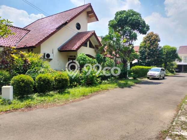 Rumah Modern 2 KT di Cirendeu Jakarta Selatan Rumah Modern 2 KT di Cirendeu Jakarta Selatan