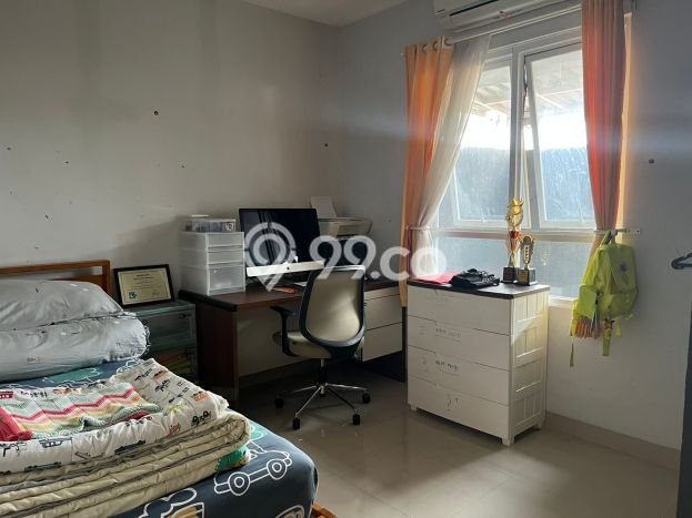 Rumah Minimalis 5 KT di Cirendeu Jakarta Selatan Rumah Minimalis 5 KT di Cirendeu Jakarta Selatan