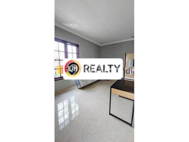 Rumah Bagus kawasan Gajah Mungkur, Semarang, LT 244m² LB 300m² DIJUAL CEPAT! Rumah Bagus kawasan Gajah Mungkur, Semarang, LT 244m² LB 300m² DIJUAL CEPAT!