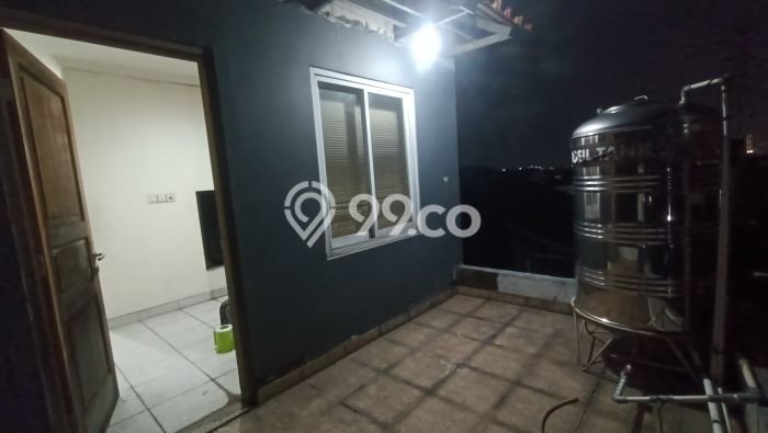 For Sale Rumah 4 Kamar Lokasi Ideal Bagus dan Strategis di Ciledug For Sale Rumah 4 Kamar Lokasi Ideal Bagus dan Strategis di Ciledug