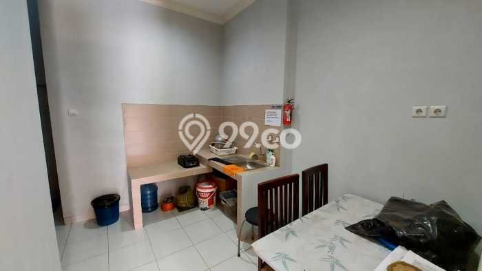 For Sale Hunian Rumah Terawat 5 KT di Bintaro, Tangerang Selatan For Sale Hunian Rumah Terawat 5 KT di Bintaro, Tangerang Selatan