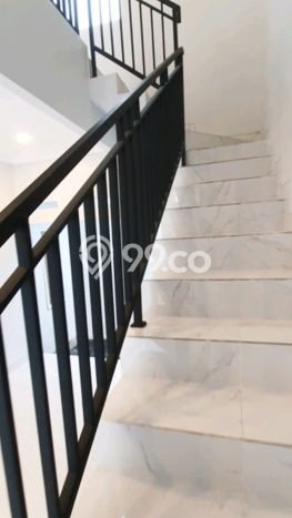 For Sale Rumah 3 Kamar Lokasi Strategis Bagus dan Strategis di Ciledug For Sale Rumah 3 Kamar Lokasi Strategis Bagus dan Strategis di Ciledug