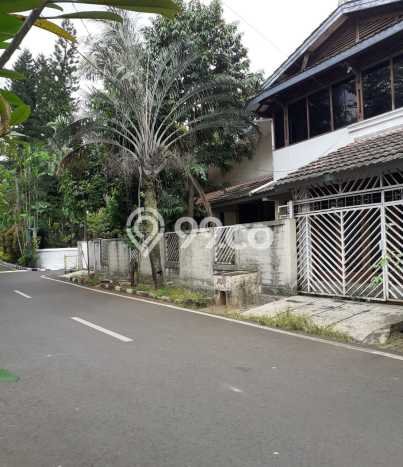 Ready to Use! Premium House LT 242m2 Desain Modern di Petukangan Ready to Use! Premium House LT 242m2 Desain Modern di Petukangan