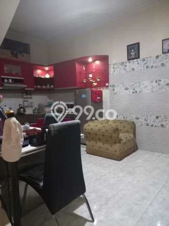 Rumah Strategis Minimalis Lb 190m2 di Ciputat Timur, Tangerang Selatan Rumah Strategis Minimalis Lb 190m2 di Ciputat Timur, Tangerang Selatan