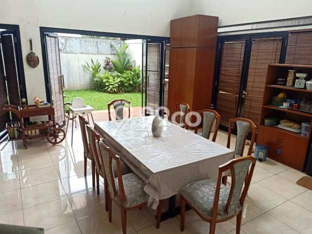Rumah Mewah LB 266m2 Siap Pakai Desain Elegan di Sektor 2 - Bintaro, Jakarta Selatan Rumah Mewah LB 266m2 Siap Pakai Desain Elegan di Sektor 2 - Bintaro, Jakarta Selatan