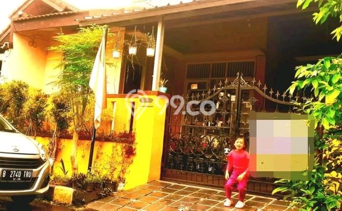 Jual Rumah Favorit Siap Huni LB 130m2 di Ciputat, Tangerang Selatan Jual Rumah Favorit Siap Huni LB 130m2 di Ciputat, Tangerang Selatan