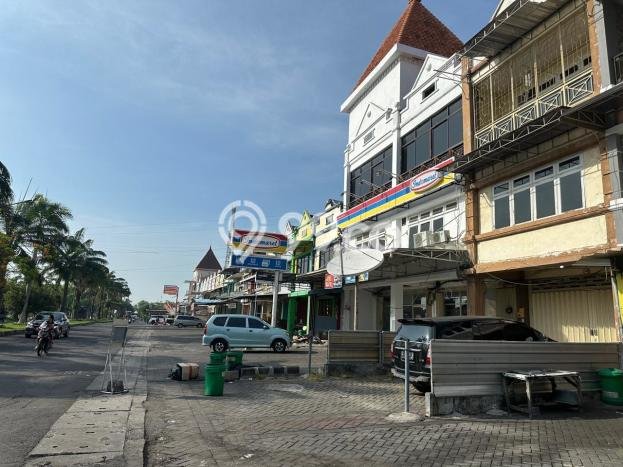 Ruko Premium di Wonorejo, Luas 225m2m², Jalan Mainroad, Ramai Ruko Premium di Wonorejo, Luas 225m2m², Jalan Mainroad, Ramai