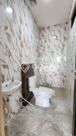 Rumah Strategis Minimalis Lb 122m2 di Rungkut, Surabaya Rumah Strategis Minimalis Lb 122m2 di Rungkut, Surabaya