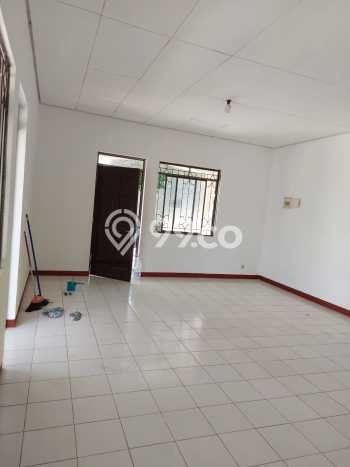 Dijual Rumah Strategis Bagus Punya 2 KT di Sambikerep Surabaya SHM Dijual Rumah Strategis Bagus Punya 2 KT di Sambikerep Surabaya SHM