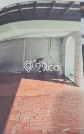Rumah 6 Kamar di Pinggir Kota , Surabaya - Harga Menarik Rumah 6 Kamar di Pinggir Kota , Surabaya - Harga Menarik